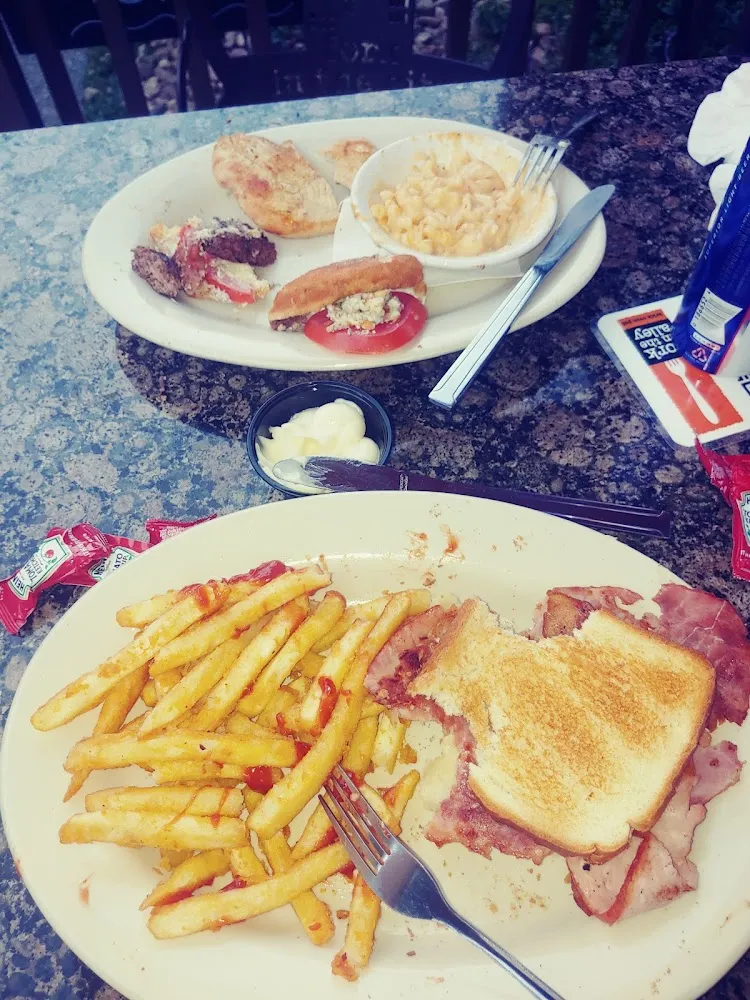 F I a Club Sandwich