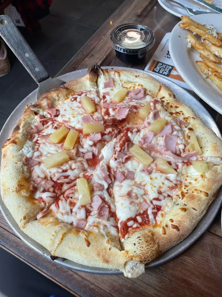 Hawaiian Pizza